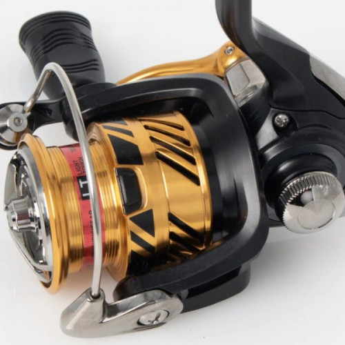 Макара с преден аванс Daiwa 20 CROSSFIRE LT 4BS A_Daiwa