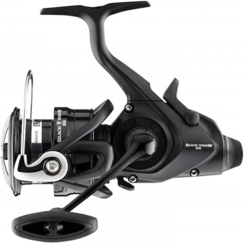 Бейтрънър макара Daiwa 19 BLACK WIDOW BR LT 4000-C |_Daiwa
